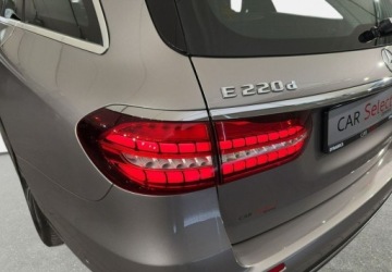 Mercedes Klasa E W213 Kombi Facelifting 2.0 E220d 194KM 2021 Mercedes-Benz Klasa E VAT 23 2.0d 194KM automat 202122 r., salon PL I wlas, zdjęcie 10