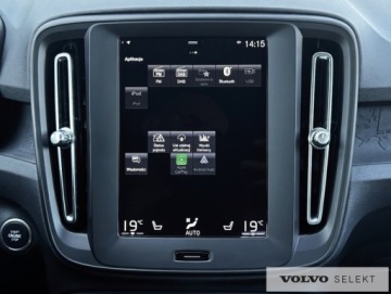 Volvo XC40 Crossover 1.5 T3 163KM 2021 Volvo XC 40 T3 Momentum Core | Salon PL | Bezwypad, zdjęcie 13