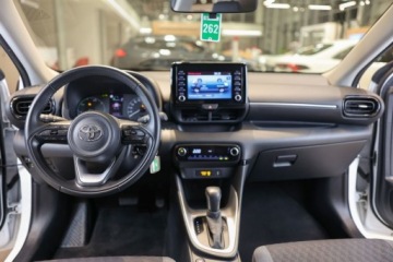 Toyota 2023 Toyota Yaris Hybrid 1.5 Comfort 1.5 Hybryda 92KM, zdjęcie 5