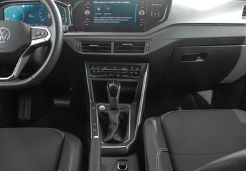 Volkswagen Taigo 1.5 TSI 150KM 2024 Volkswagen Taigo 1.5 TSI 150KM Style DSG Kamera Cofania Podgrzewane Fotele, zdjęcie 15