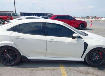 Honda Civic X 2021 Honda Civic 2021, 2.0L, TYPE R, po gradobiciu 2.0 Benzyna 306KM, zdjęcie 3