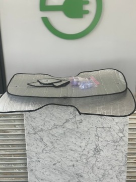 Osłona na szybę przeciwsłoneczna do Tesla Model Y