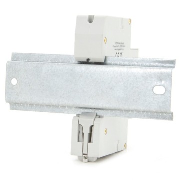 АВТОМАТИЧЕСКИЙ ВЫКЛЮЧАТЕЛЬ С ТОКОВЫМ ПРЕДОХРАНИТЕЛЕМ B16 1P 16A KOOP