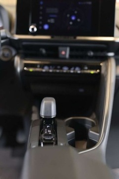 Toyota C-HR II SUV 1.8 Hybrid 140KM 2024 Toyota C-HR 1.8 Hybrid Comfort Oferta Dealera 1.8 Hybryda 140KM, zdjęcie 32