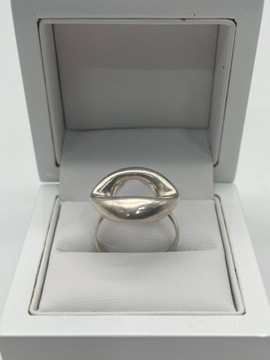 Srebrny Pierścionek Pr. 925 W. 4,50g R. 21