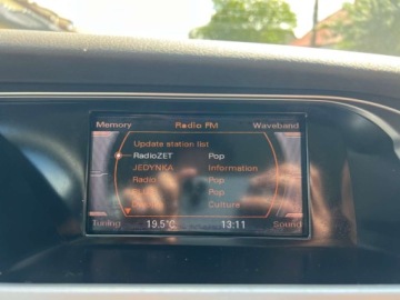 Audi A4 B8 Avant 2.0 TDI 143KM 2009 Audi a4 S-LINE AUTOMAT LEDY PARKTRONIC NAWIGACJA NOWY ROZRZAD NOWY DWUMAS, zdjęcie 14