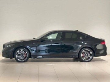 BMW Seria 5 G90-91 Touring 2.0 520d 197KM 2025 BMW Seria 5 520d xDrive Sport Sedan 2.0 (197KM) 2025, zdjęcie 1
