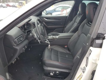 Maserati Levante 2024 Maserati Levante Modena 2024 3.0l 3.0 Benzyna 345KM, zdjęcie 7