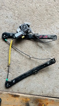 BMW 3 E46 FACELIFT ZVEDÁK SKEL LEVÝ PŘEDNÍ