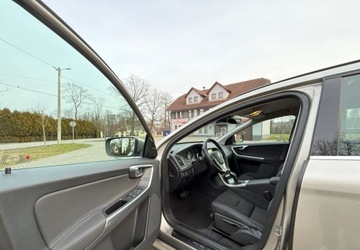 Volvo XC60 I SUV Facelifting 2.4 D4 181KM 2014 Volvo XC 60 Volvo XC 60 D4 AWD Momentum 2.4 Diesel 181KM, zdjęcie 10