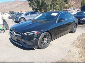 Mercedes Klasa C W206 2022 Mercedes-Benz Klasa C 2022 MERCEDES-BENZ C 300 SEDAN 2.0 Benzyna 255KM, zdjęcie 2