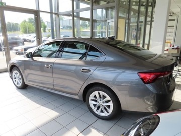 Skoda Octavia IV Liftback 1.5 TSI EVO 150KM 2025 Octavia Selection Edition 130 1.5 TSI mHEV DSG 150KM 2025, zdjęcie 2