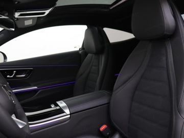 Mercedes CLE Coupe 2.0 200 204KM 2025 MERCEDES-BENZ CLE 200 4-Matic AMG Line 2.0 (204KM) 2025, zdjęcie 3