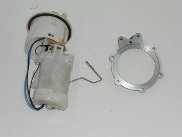 YAMAHA FZ6 FAZER POMPA PALIWA + PIERŚCIEŃ UCHWYT KOMPLET ORYGINAŁ