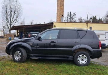  SsangYongKGM Rexton SsangYongKGM Rexton 3.2 Benzyna 220KM, zdjęcie 2
