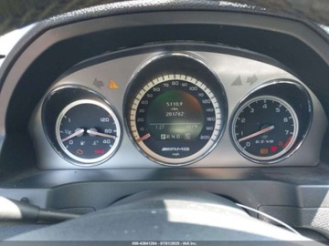 Mercedes Klasa C W204 2008 Mercedes-Benz Klasa C 63 AMG 2008 6.3l 6.3 Benzyna 451KM, zdjęcie 10