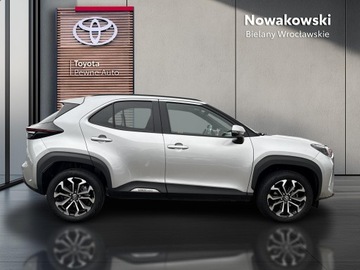 Toyota Yaris IV Hatchback 1.5 Hybrid Dynamic Force 116KM 2024 Toyota Yaris Cross Hybrid 1.5 Style Hybrid 1.5 Sty, zdjęcie 5