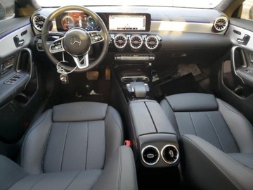 Mercedes CLA C118/X118 2023 Mercedes-Benz CLA 250 4Matic 2023 2.0l 2.0 Benzyna 221KM, zdjęcie 8