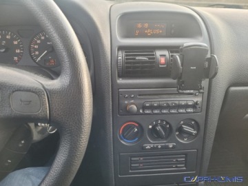 Opel Astra F Hatchback 1.6 i 16V 100KM 2002 Opel Astra 1.6i rewelacyjna serwis bezwypadkowa 1.6 Benzyna 100KM, zdjęcie 14