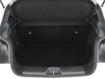 Mercedes Klasa A W176 Hatchback 5d 1.6 180 BlueEFFICIENCY 122KM 2014 Mercedes A 180 klimatyzacja półskóra kamera, zdjęcie 19