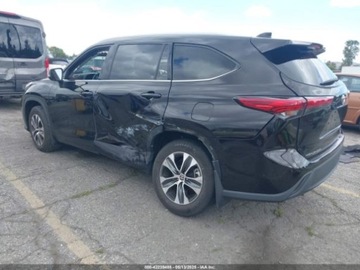 Toyota Highlander III 2022 Toyota Highlander Toyota Highlander XLE 3.5 Benzyna 295KM, zdjęcie 3