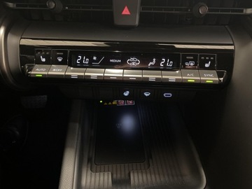 Toyota C-HR II SUV 1.8 Hybrid 140KM 2023 Toyota C-HR 1.8 Hybrid Style, zdjęcie 18