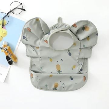 Cartoon Waterproof Baby Bibs Burp Cloths Feeding Bibs for Children Aprons