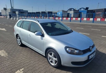 Volkswagen Golf VI Variant 1.6 TDI-CR DPF BlueMotion 105KM 2011 Volkswagen Golf Combi 1.6 Diesel 105KM, zdjęcie 3