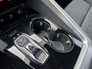 Audi 2025 AUDI Q5 TFSI quattro Sportback S line Suv 2.0 (204KM) 2025, zdjęcie 12