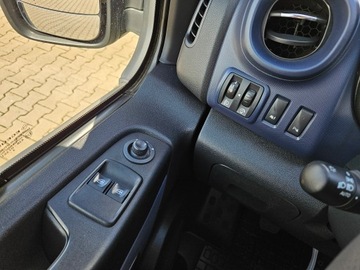 Opel Vivaro B Furgon Long H1 2,9t 1.6 BiTurbo 120KM 2019 OPEL VIVARO LONG 1,6CDTi/120KM DUŻA NAVI KLIMA TEMPOMAT PDC KAMERA HAK, zdjęcie 17