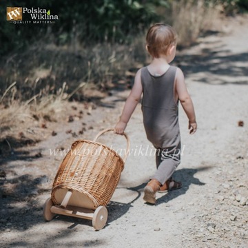 Плетеная корзина для игрушек, натуральная коляска + кисточки.