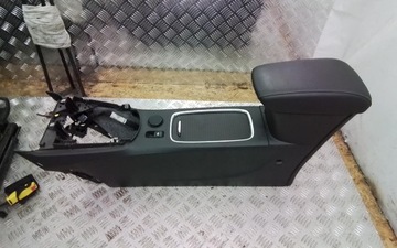 ASTRA K KOMBI SEDADLA KOMPLET BOKY EUR POLOKOŽENÝ