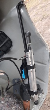 MERCEDES W172 SLK SLC PRAVÝ VZPĚRA/TLAKOVAČ ZADNÍ KRYT PŘÍVOD