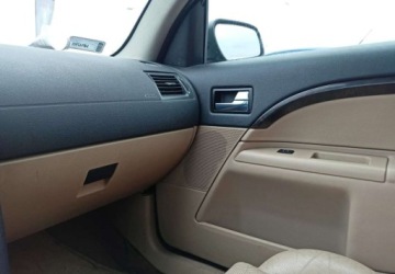 Ford Mondeo III Kombi 2.0 TDCi 130KM 2005 Ford Mondeo Ford Mondeo 2.0 TDCI Ghia 2.0 Diesel 130KM, zdjęcie 9