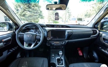 Toyota Hilux VIII Podwójna kabina Facelifting 2.8 D-4D 204KM 2024 Toyota Hilux Active Automat Wyprzedaz 2024 HAK 2.8 Diesel 204KM, zdjęcie 17