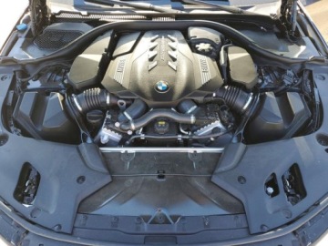 BMW Seria 5 G30-G31 2020 BMW M5 BMW serii 5 M550i xDrive Sedan z 2020 roku , od ubezpieczalni 4.4, zdjęcie 11