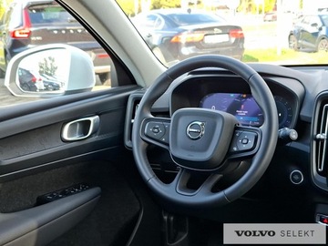 Volvo XC40 Crossover Facelifting 2.0 B3 163KM 2023 Volvo XC 40 XC40 B3 aut 2,0 163KM Pakiet Park Assi, zdjęcie 12