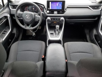 Toyota RAV4 V 2023 Toyota RAV4 Le fwd 2.5 Benzyna 203KM, zdjęcie 6