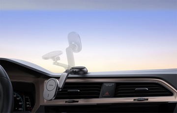 Магнитный автомобильный держатель UGREEN с беспроводной зарядкой для iPhone