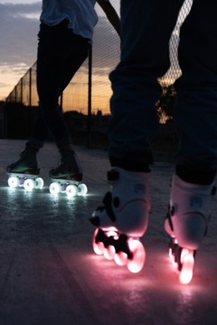 LUMINOUS WHITE GLOW 76MM ФЛУОРЕСЦЕНТНЫЕ КОЛЕСА ДЛЯ РОЛИКОВ РОЛИКИ