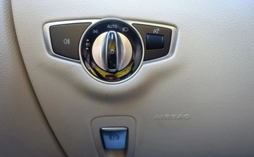 Mercedes Klasa E W213 Limuzyna 2.0 220d 194KM 2018 Mercedes-Benz Klasa E 220d 195KM 4Matic Salon PL 2 wlasciciel Bogate wypos, zdjęcie 30