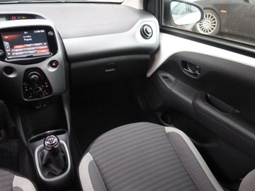 Toyota Aygo II Hatchback 3d Facelifting 1.0 VVT-i 72KM 2019 Toyota Aygo 1.0 VVT-i, Salon Polska, Serwis ASO, zdjęcie 7