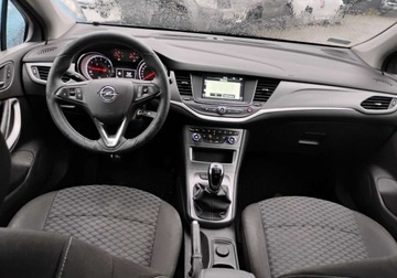 Opel Astra K Sportstourer Facelifting 1.2 Turbo 130KM 2021 Opel Astra 2021r, SALON POLSKA. 1.2 Benzyna. Uszkodzony prawy tyl. Jezdzi., zdjęcie 5