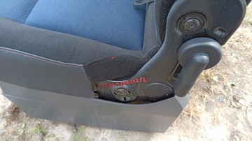 Kanapa Fotel Prawy Master III Movano B NV400 10+