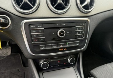 Mercedes GLA I Off-roader 1.6 200 156KM 2016 Mercedes-Benz GLA 2,0 156KM Klima Navi Xenony Panorama Serwis 1.6 Benzyna, zdjęcie 17