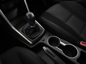 Hyundai i30 II Hatchback 5d 1.4 MPI 100KM 2015 Hyundai i30 niski przebieg grzane fotele PDC, zdjęcie 26