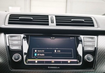 Skoda Fabia III Hatchback Facelifting 1.0 TSI 95KM 2021 Skoda Fabia Monte Carlo Pakiet Comfort, Panorama, Kamera cofania, KESSY, zdjęcie 25