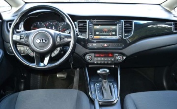 Kia Carens IV Minivan 1.7 VGT CRDi 141KM 2015 Kia Carens Kia Carens 1.7 CRDi Business Line 7os 7DCT 1.7 Diesel 141KM, zdjęcie 30