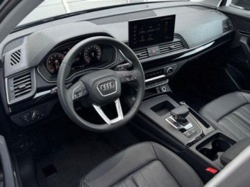 Audi Q5 II SUV Facelifting 2.0 40 TFSI MHEV 204KM 2022 Audi Q5 Kamera cofania , Tempomat , Matrix 2.0 Benzyna 204KM, zdjęcie 8