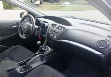 Honda Civic IX Hatchback 5d 1.6 i-DTEC 120KM 2015 Honda Civic Zarejestrowany - bezwypadkowy - 1,6 - 120 KM 1.6 Diesel 120KM, zdjęcie 14